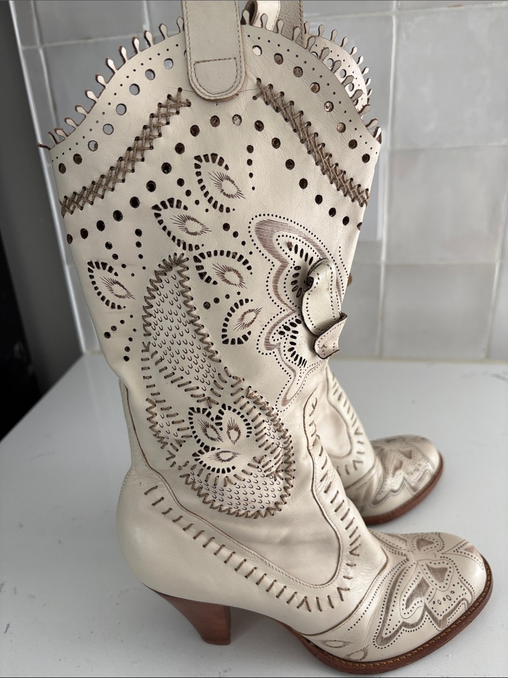 Vince Camuto Cream Embroidered Western Heeled Boots-Size 7 - Picture 4 of 5
